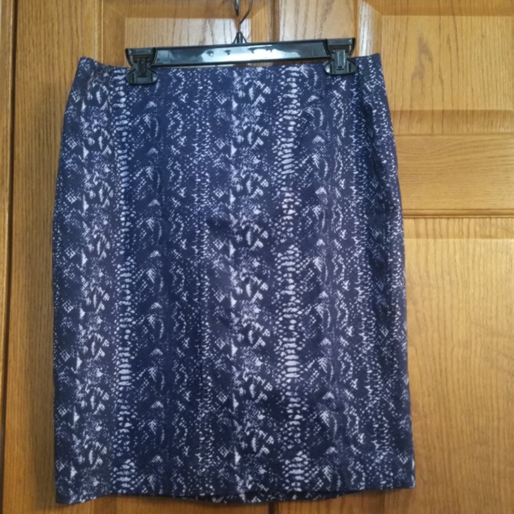 Tahari snakeskin print skirt, sz 12